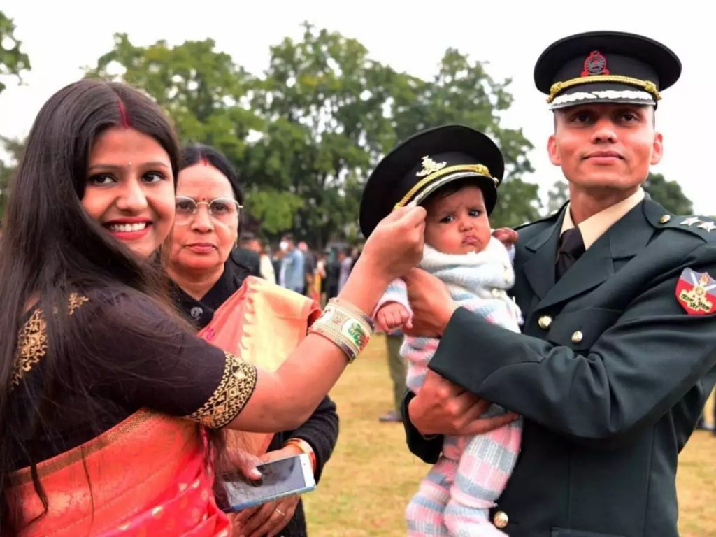 Meet Lt. Balbanka Tiwari, From Earning 50 Rs As A Factory Worker To Indian Army Officer