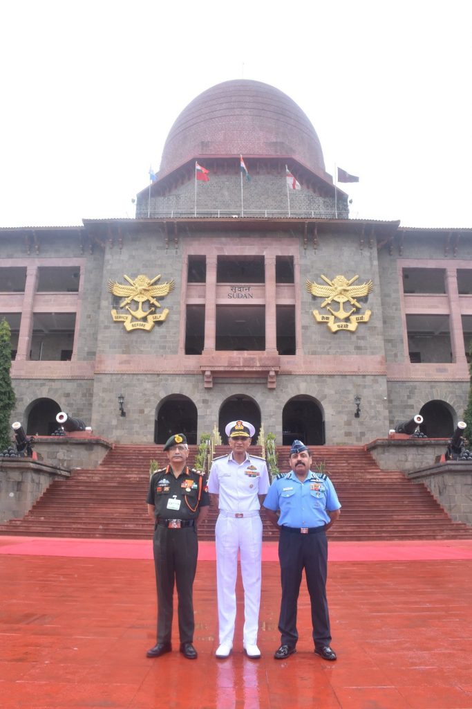 all three service chiefs visited the national defence academy nda 1