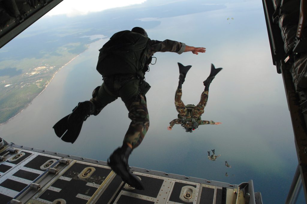 indian army conducts free fall parachute training for bangladesh navy commandos