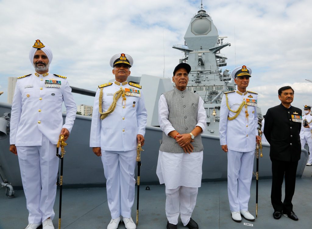 indian navy first stealth guided missile destroyer ins visakhapatnam 1