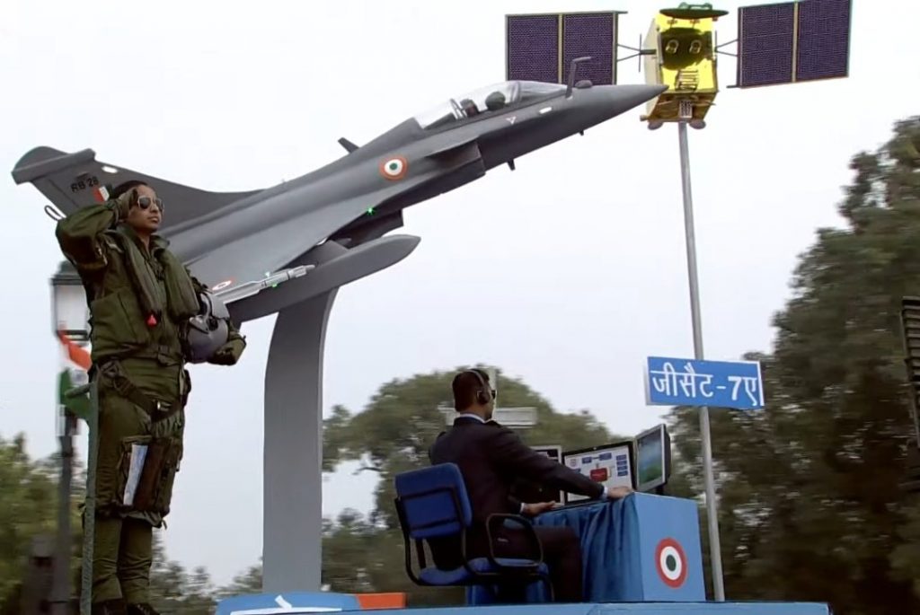 indias first woman rafale pilot shivangi singh part of iaf tableau rday