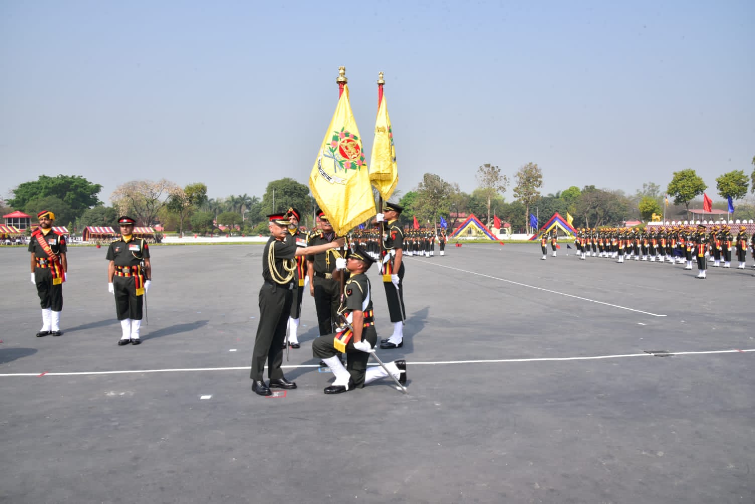 10 Motivational Pictures Of COAS Presenting President’s Colours To ...