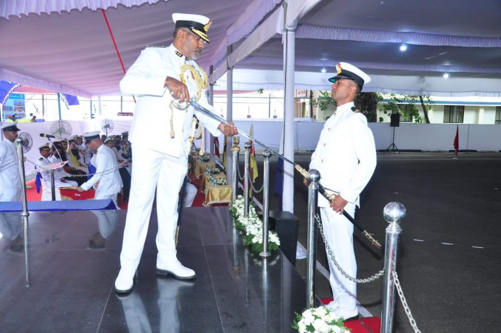 27 asst commandants passed out from indian coast guard training centre kochi 4