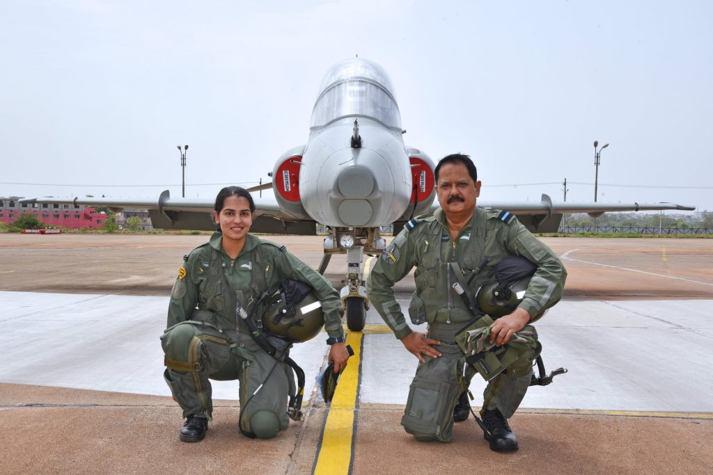 meet father daughter fighter pilot duo air commodore sanjay sharma flying officer ananya sharma create history 1
