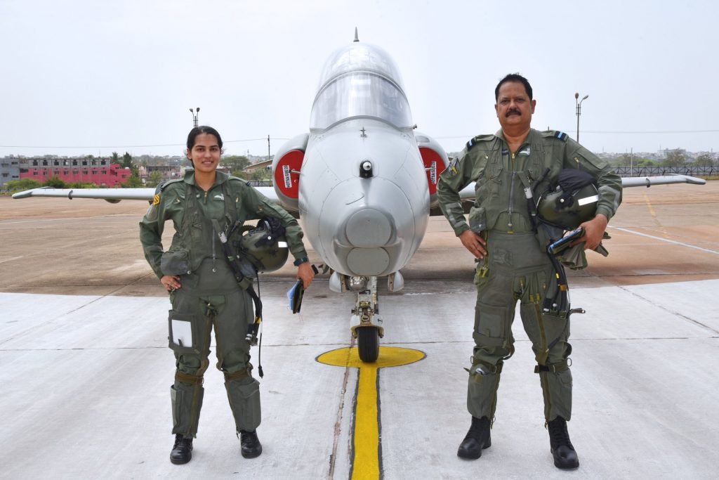 meet father daughter fighter pilot duo air commodore sanjay sharma flying officer ananya sharma create history