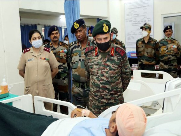Northern Command Army Chief visits soldiers injured in Rajouri encounter
