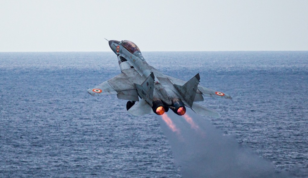 Indian Navys MiG 29K Crashed in Goa