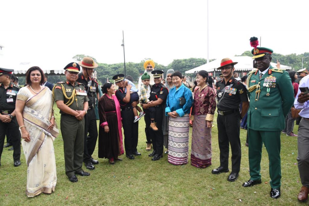 lt harveen kahlon wife of martyr maj kps kahlon becomes army officer 3