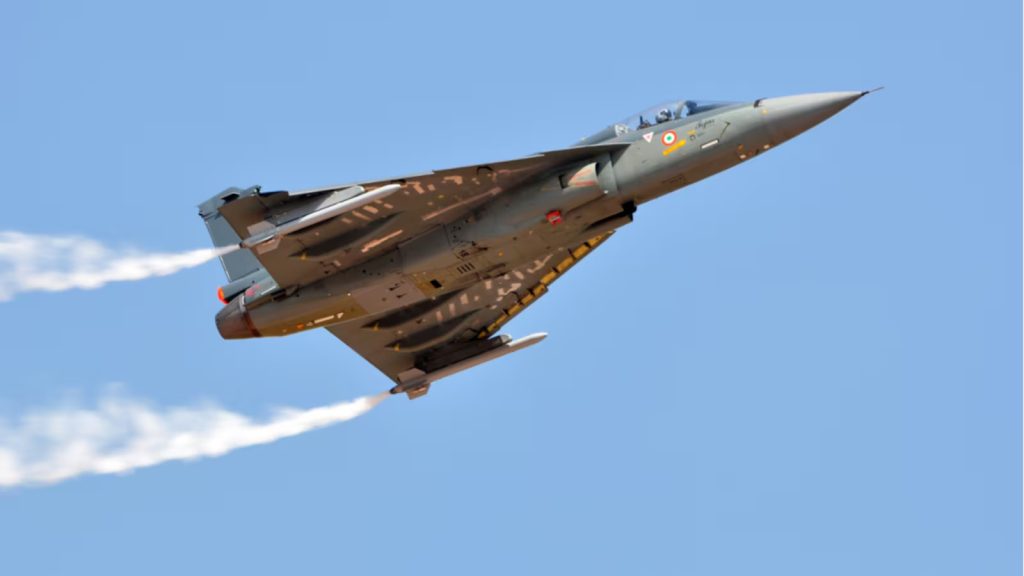HAL tejas fighter jet image