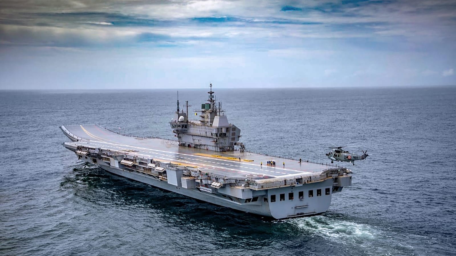 Indian Navy to look for a Larger Aircraft Carrier