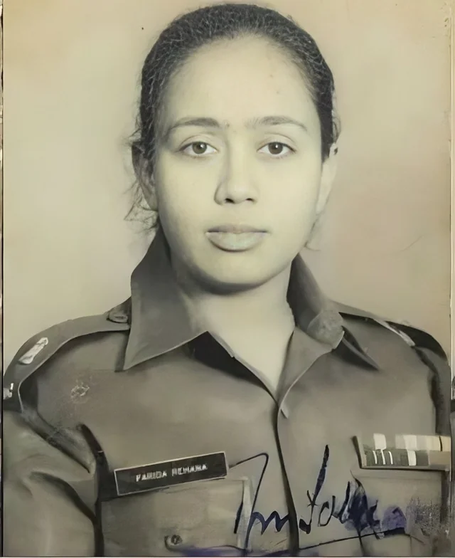 First Woman Paratrooper and Surgeon Lt Col J Farida Rehana