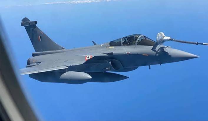 4 IAF Rafale Carries out Long Range Mission in Indian Ocean Region 1