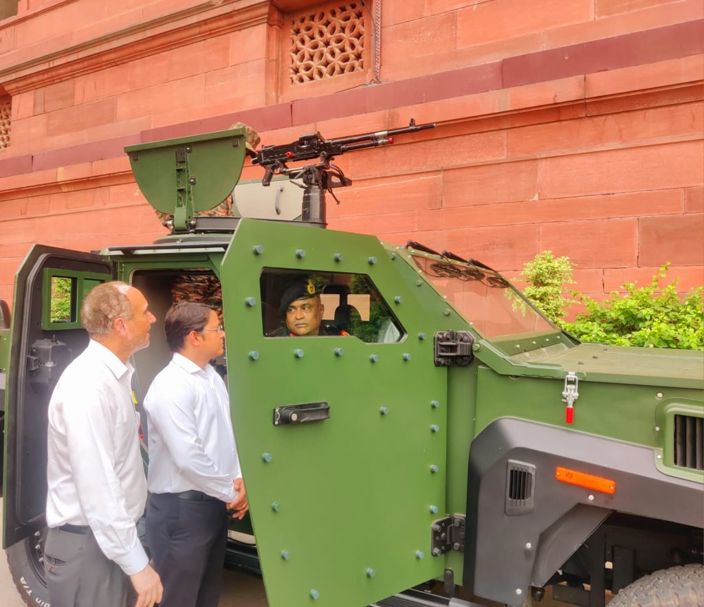 Indian Army inducts the First batch of Light Specialist Vehicle LSV 4
