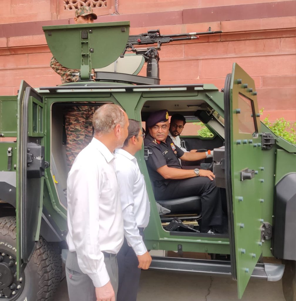 Indian Army inducts the First batch of Light Specialist Vehicle LSV 5