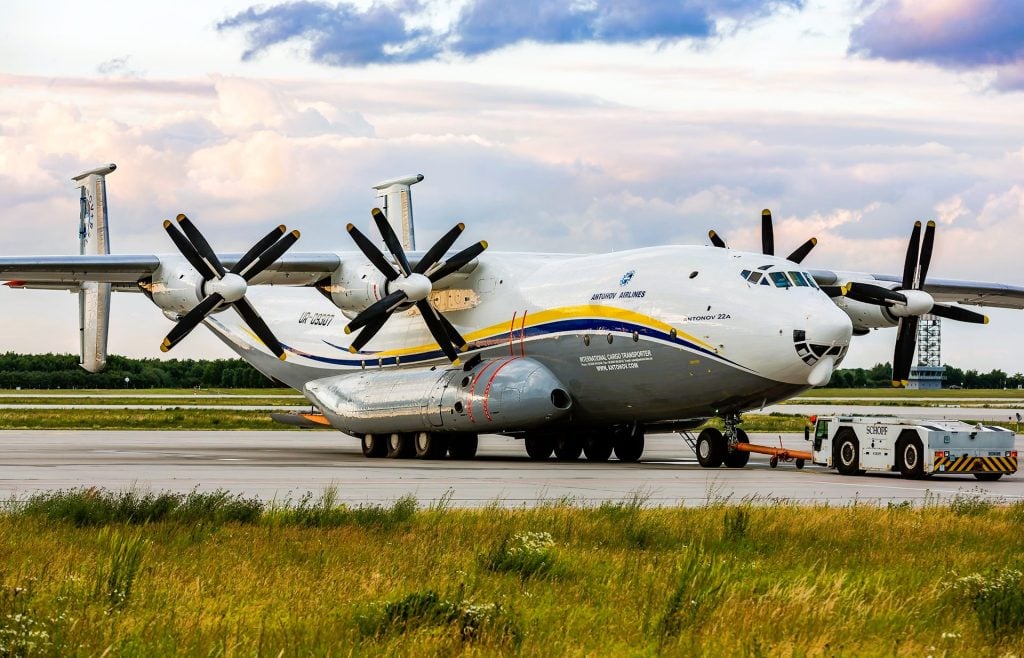Best Military Transport Aircraft In The World Antonov An-22