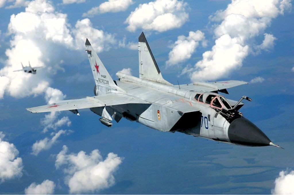 Fastest Fighter Jets in the World Mikoyan MiG-31 Foxhound