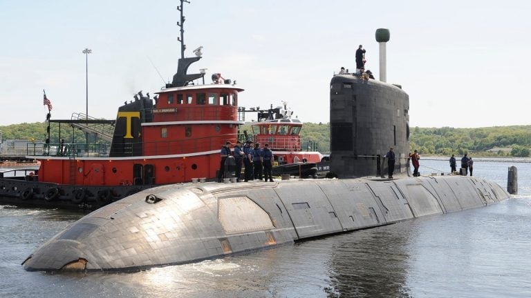 How Canada Plans to Lead in Submarine Technology_th