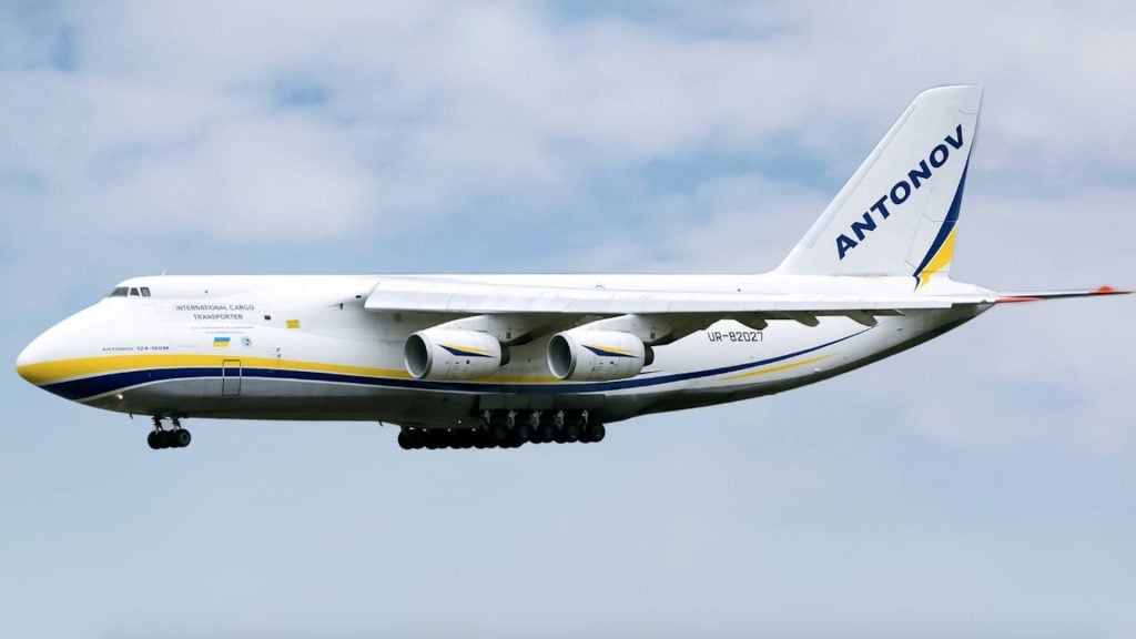 Top 5 Massive Airliners That Dominate the Skies Antonov An-124