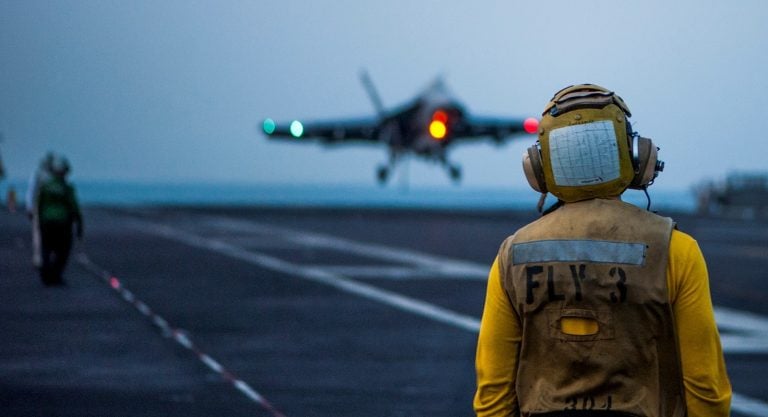 Decoding the Hand Signals of Aircraft Carrier Operations_th