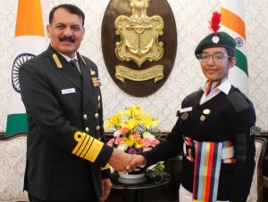 Indian Navy Honors 17-Year-Old Kaamya Karthikeyan for Mountaineering Feats