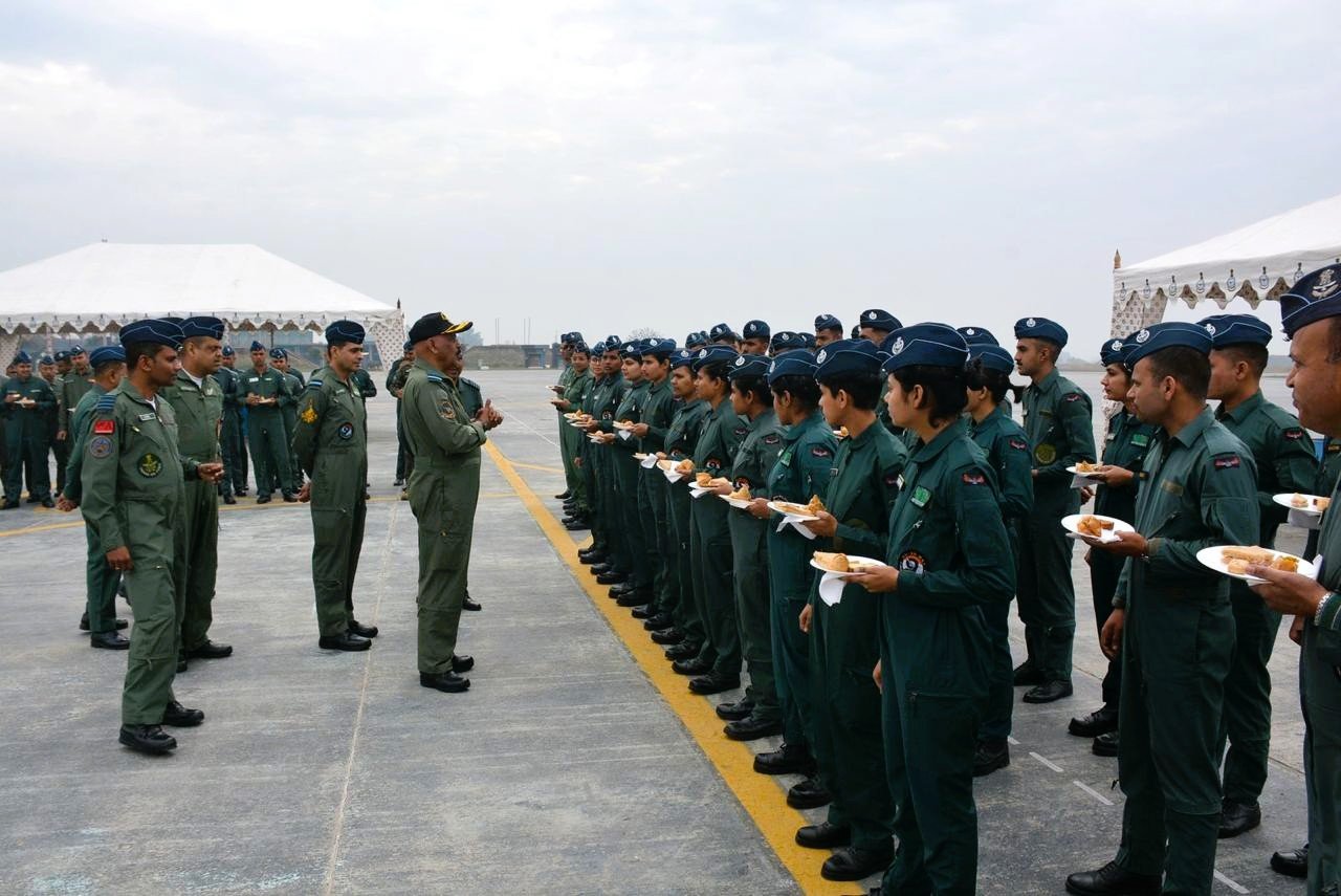 Air Marshal Jeetendra Mishra Reviews Operational Preparedness at Western Air Command's Forward Bases