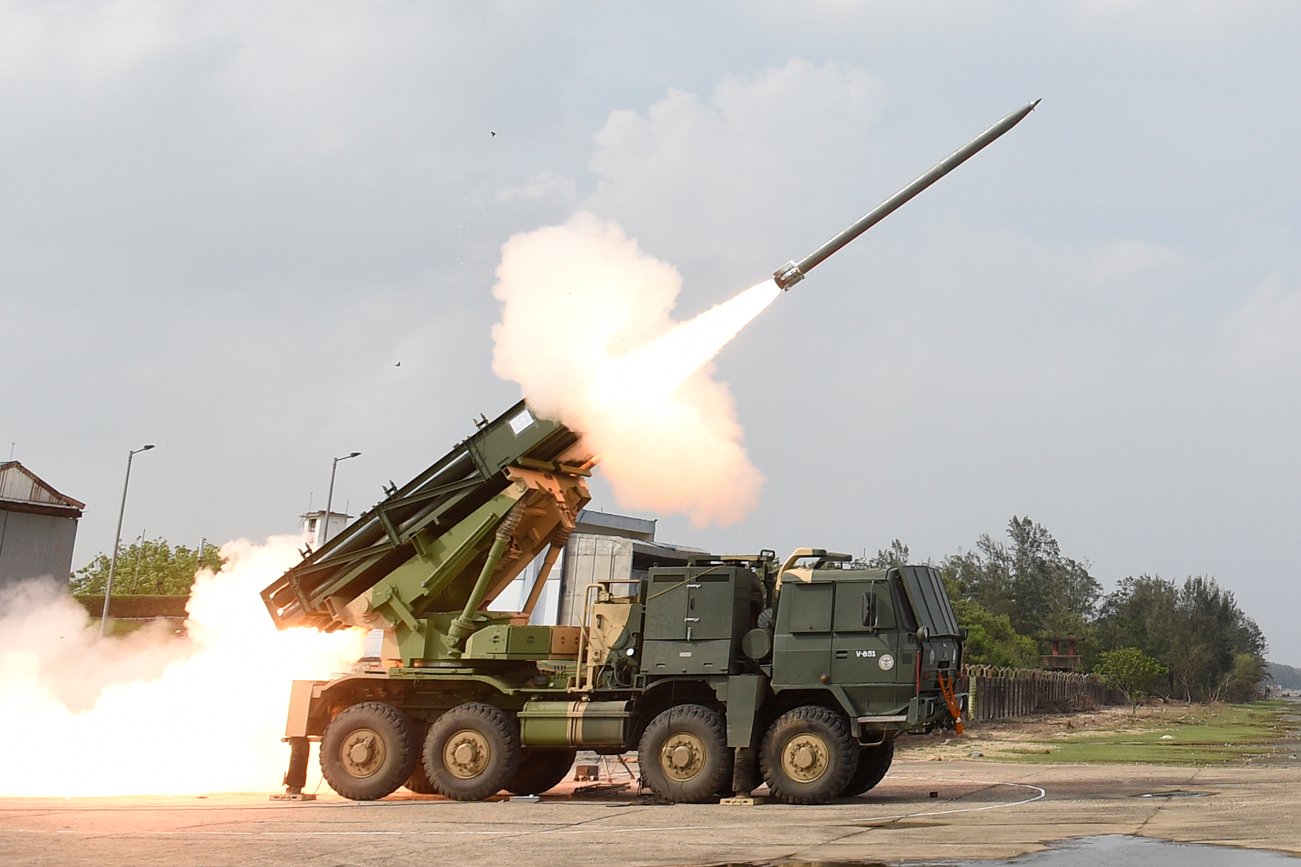 France in Talks to Acquire India's Pinaka Multi-Barrel Rocket Launcher System