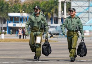 Historic Joint Flight by Indian Armed Forces Chiefs at Aero India 2025