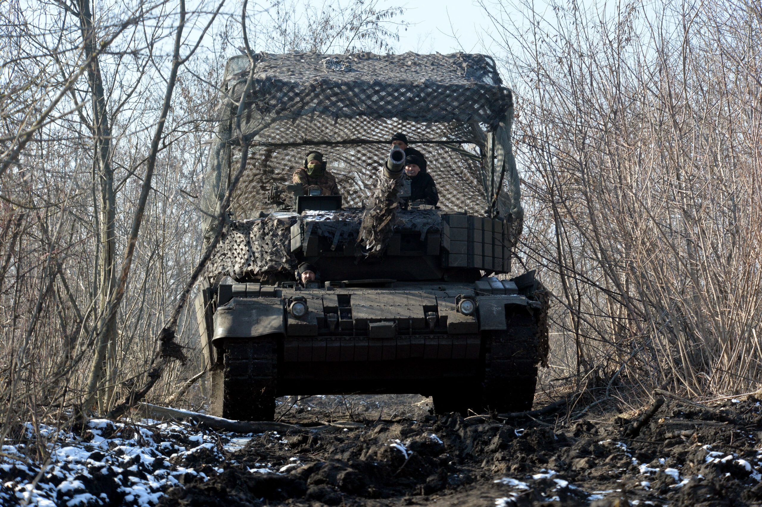 Russia Claims Capture of Village in Eastern Ukraine, Advancing towards Key Towns