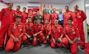 Suryakiran Aerobatic Team Meets CDS General Anil Chauhan, Celebrating Unity and Excellence in Indian Armed Forces