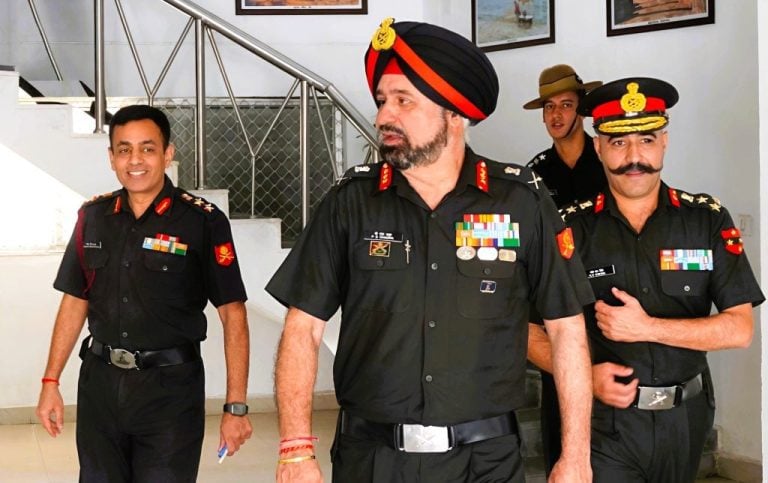 Lt Gen Pawan Chadha Visits Vadodara Military Station, Emphasizes Rear Area Security and Soldier Welfare