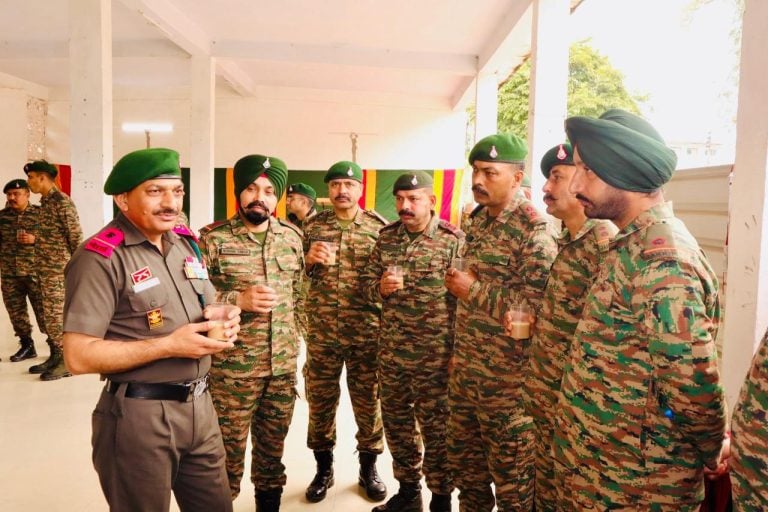 Param Vir Chakra Recipient Subedar Major Sanjay Kumar Inspires Troops During Visit to Tiger Division