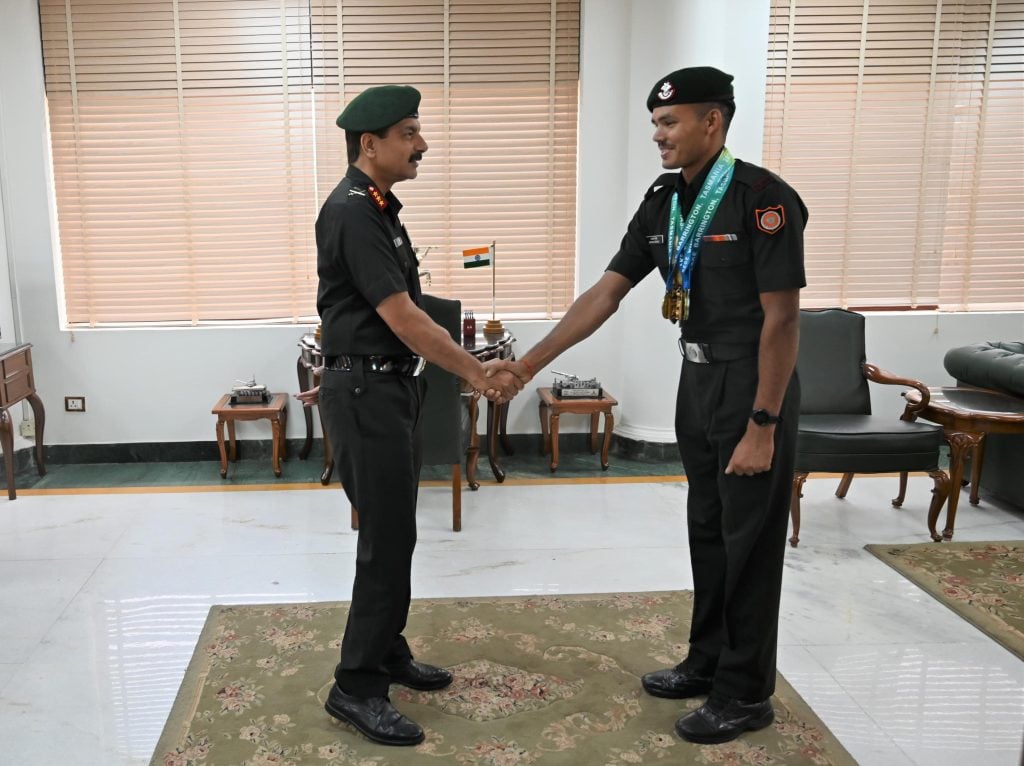 Lieutenant General Felicitates Rifleman Ujjwal Kumar Singh for Triumph at Australian Rowing Championship 2025