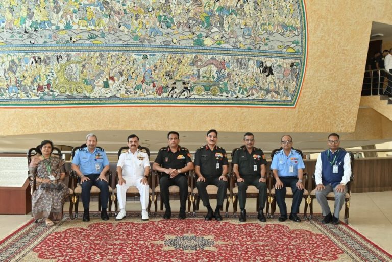 "Lieutenant General JP Mathew Bids Farewell as Chief of Integrated Defence Staff, Emphasizing Jointness and Future Readiness"