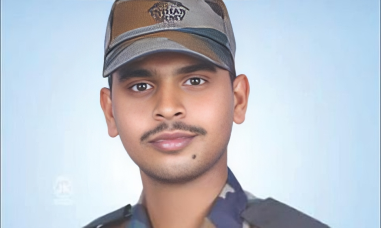 Army Jawan Sachin Yadavrao Vananje Martyred in Jammu and Kashmir Accident