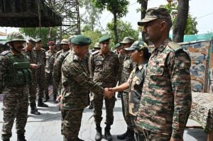 Chief of Army Staff Reviews Operational Readiness in Jammu and Kashmir, Commends Troops in Operation Sindoor