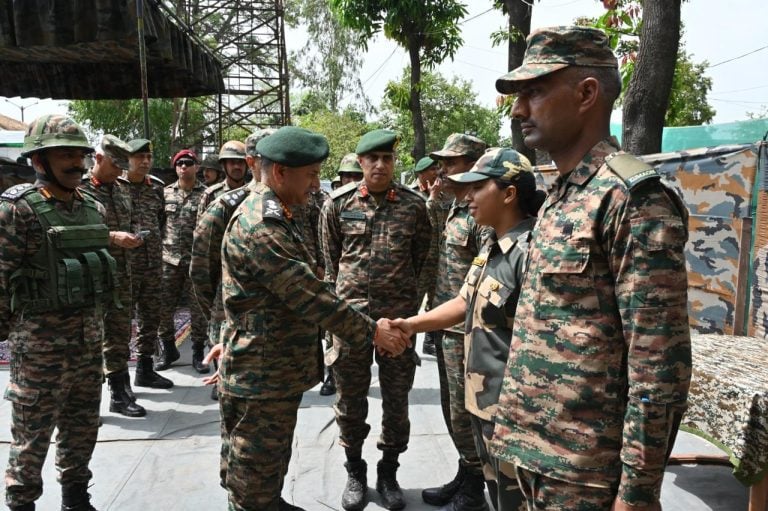 Chief of Army Staff Reviews Operational Readiness in Jammu and Kashmir, Commends Troops in Operation Sindoor