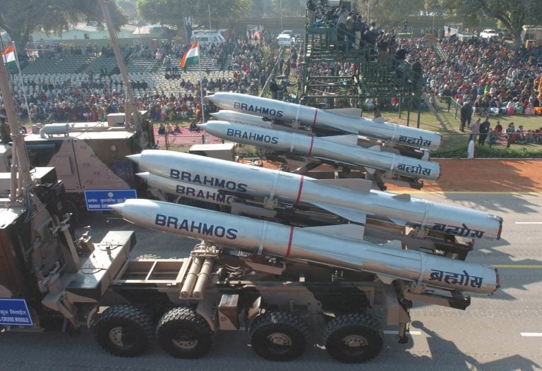 Escalation in India-Pakistan Relations Amid Missile Strikes and Calls for Diplomatic Dialogue
