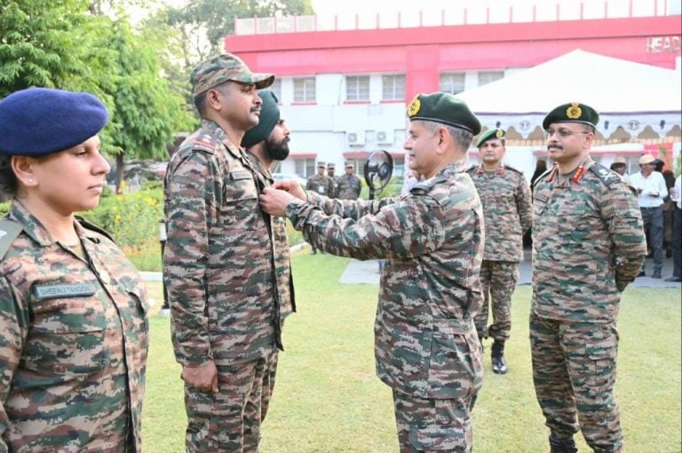 General Dwivedi Assesses Operational Readiness of Indian Army's Red Eagle Division Amid Modernization Efforts