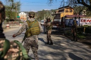 Heavy Artillery Exchange Between India and Pakistan After Major Escalation