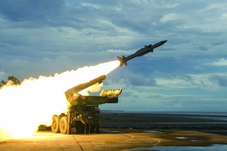 India Deploys Akash Missile System Along Pakistan Border Amid Rising Tensions