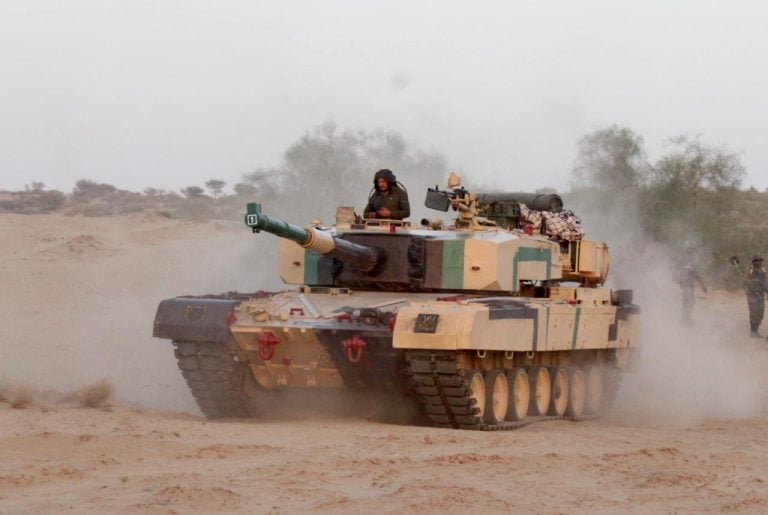 Indian Army's Battle Axe Division Conducts Joint Training Exercise in Rajasthan Deserts