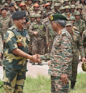 Lieutenant General Katiyar Reviews Operational Preparedness in Amritsar Sector