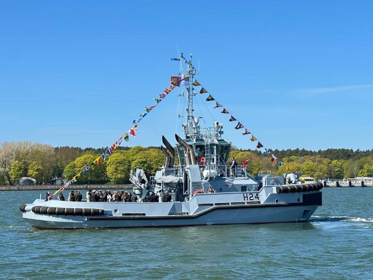 Lithuania Receives New Dutch-Made Support Tugboat "Lokys" for Naval Service