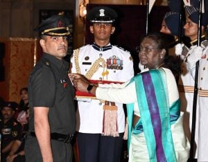 Major Ashish Dahiya Awarded Shaurya Chakra for Bravery in Counter-Terror Operations in Pulwama