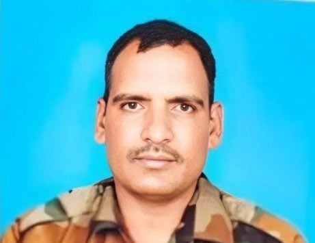 Nayak Madan Singh Gurjar of Indian Army dies of cardiac arrest on duty in Kashmir