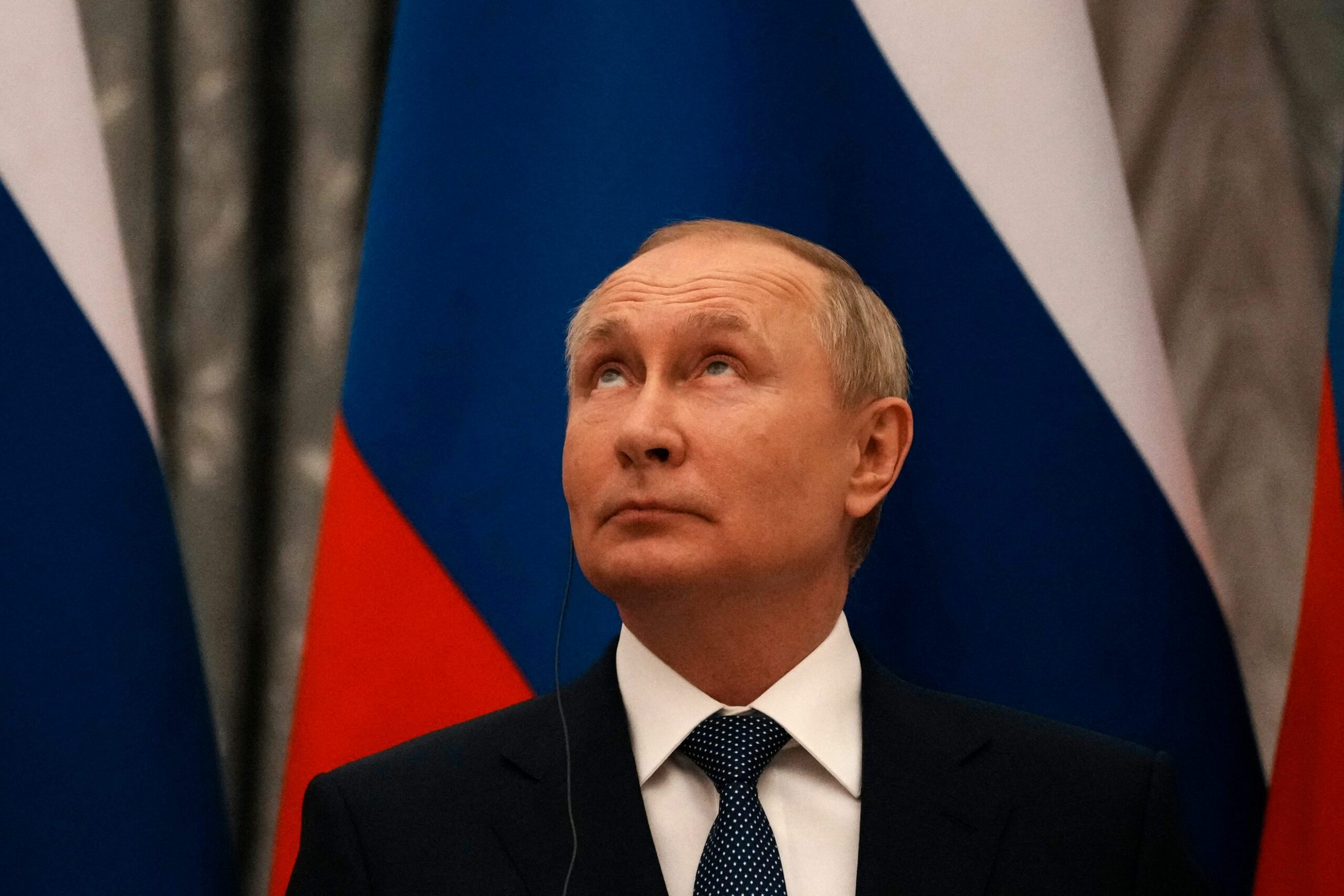 Putin's Truce Order with Ukraine Sparks Controversy Amid Ongoing Hostilities