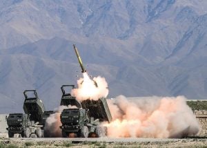 Taiwan Conducts First Live-Firing of HIMARS to Strengthen Defense Against China