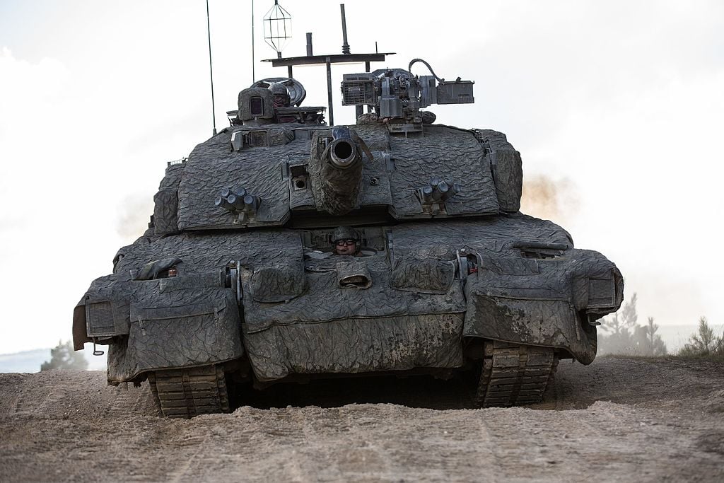 UK Deceives Russian Forces with Weapon Decoys to Enhance Ukrainian Defense