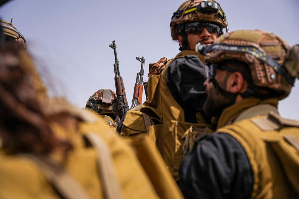 UN Envoy Warns of Renewed Conflict in Syria Amid Rising Sectarian Tensions