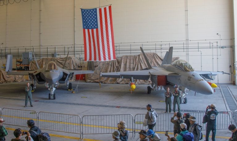 US Military Showcases AIM-174B Air-to-Air Missile at Japan Event